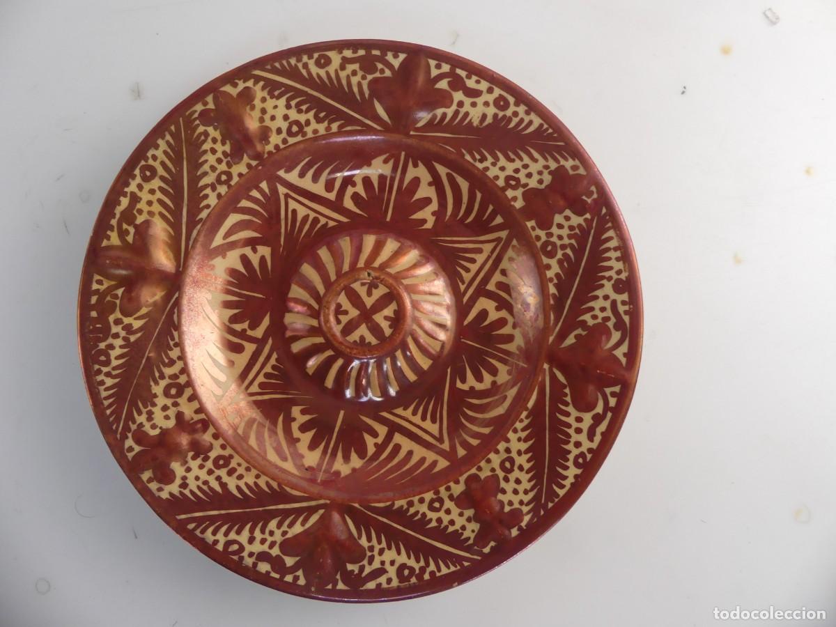 Antiques: Precioso Plato de colgar reflejo met&aacute;lico Manises excelente pieza de decoraci&oacute;n