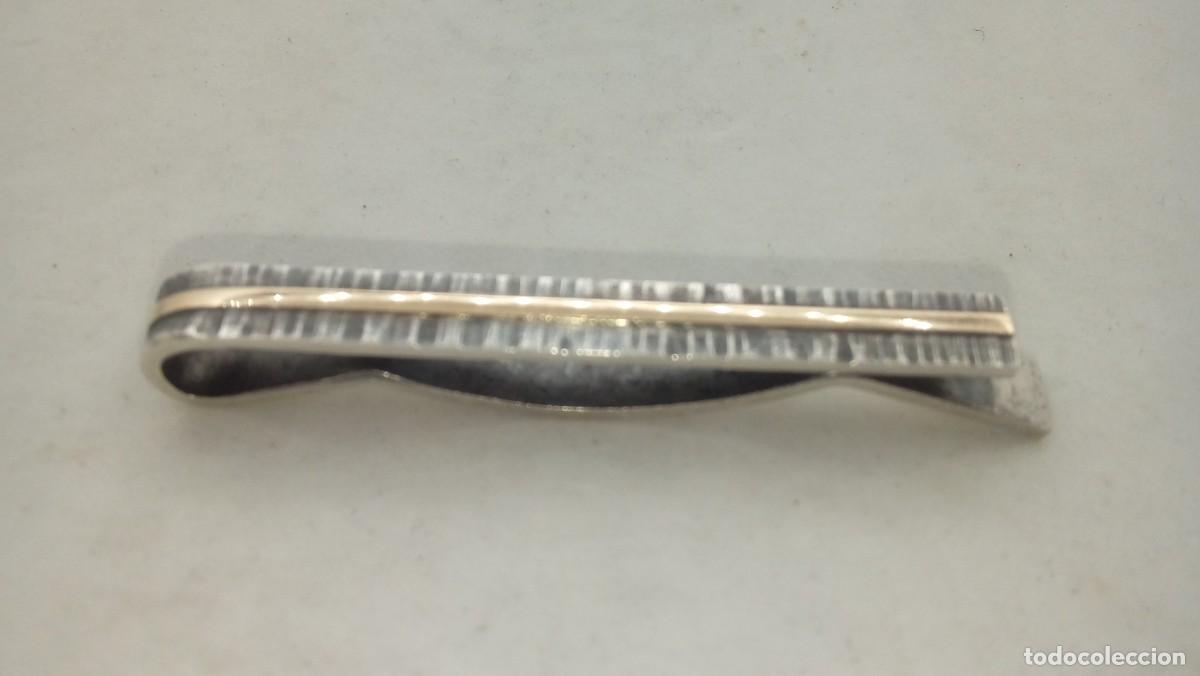 Antiquit&eacute;s: PASA CORBATAS PLATA Y PLATA DORADA
