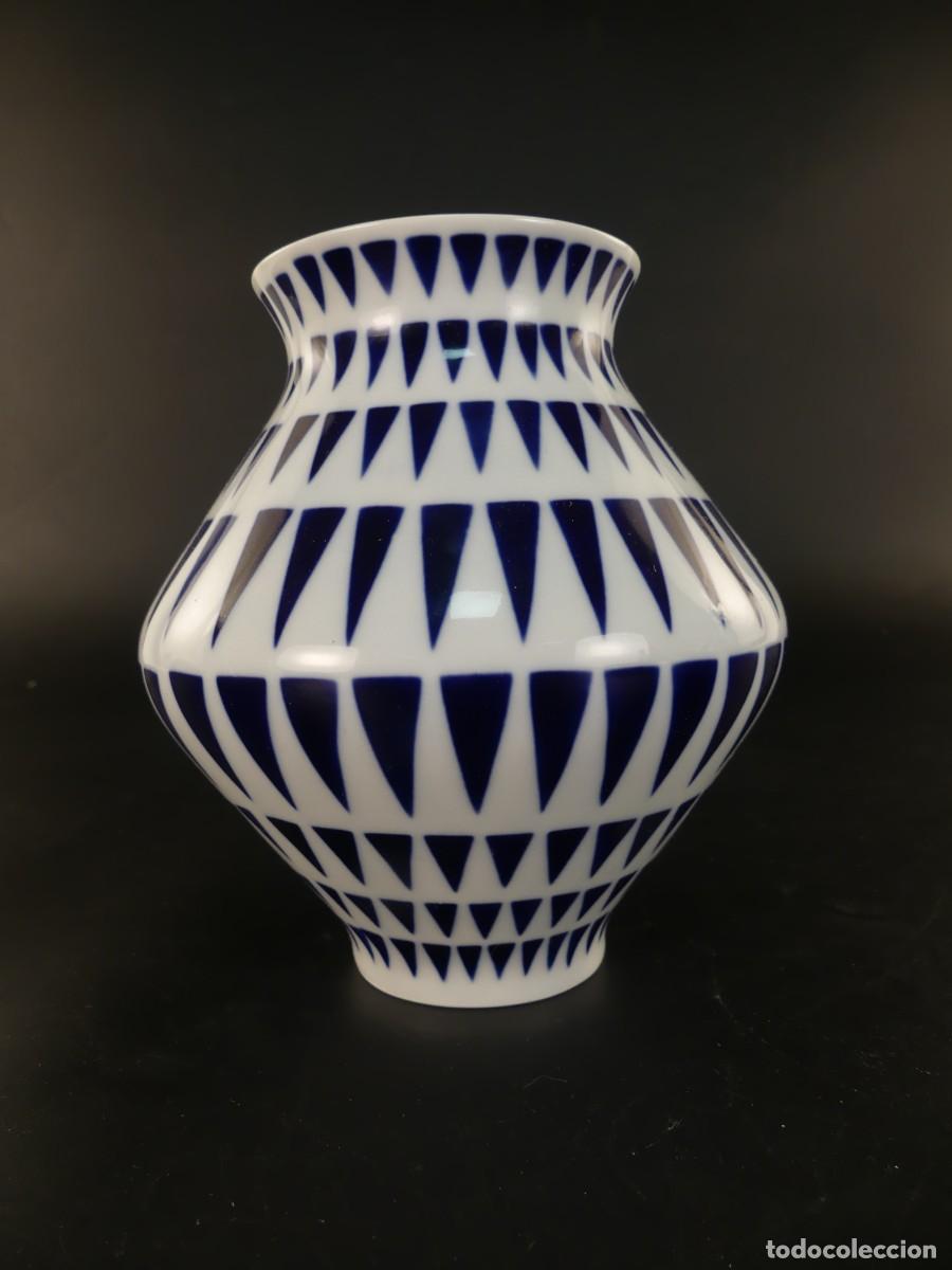 Antig&uuml;edades: PRECIOSO FLORERO DE PORCELANA DE SARGADELOS