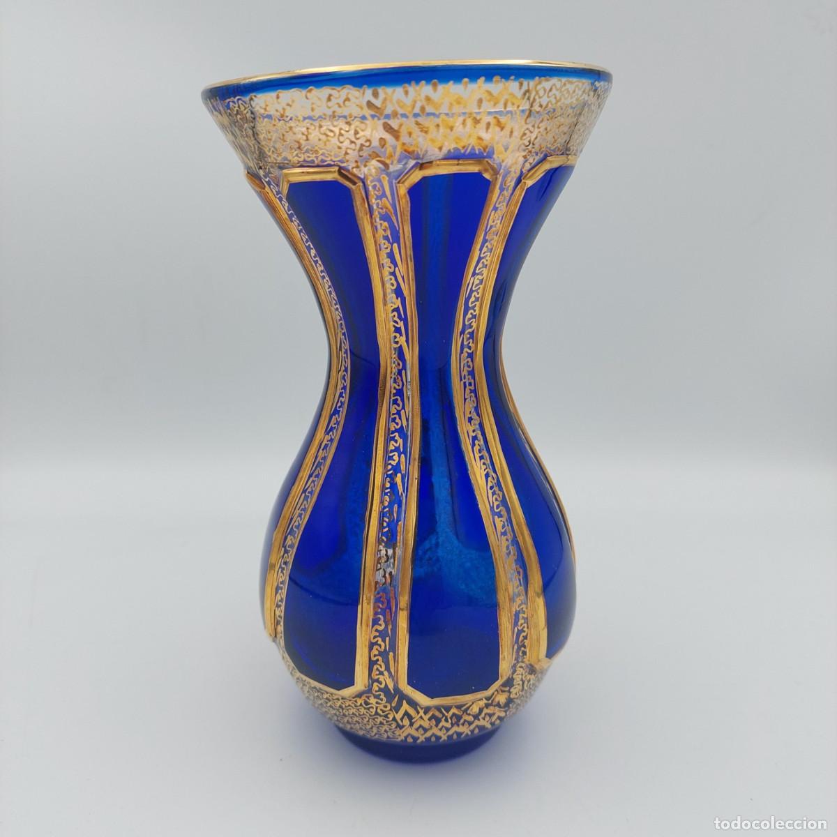Antig&uuml;edades: Jarron de cristal Moser Cabochon