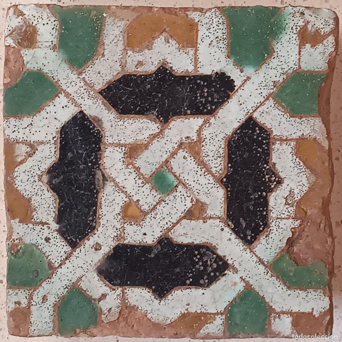 Antiguidades: AZULEJO ANTIGUO DE TOLEDO / SIGLO XVI - MUDEJAR - ARISTA O CUENCA - OLAMBRILLA.