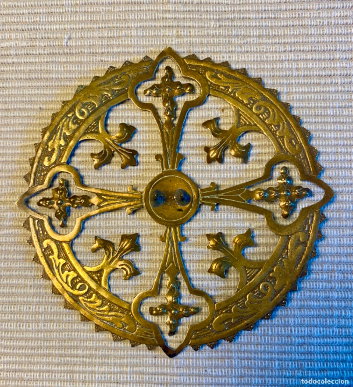 Antig&uuml;edades: ANTIGUA CORONA DE BRONCE PARA IMAGEN RELIGIOSA