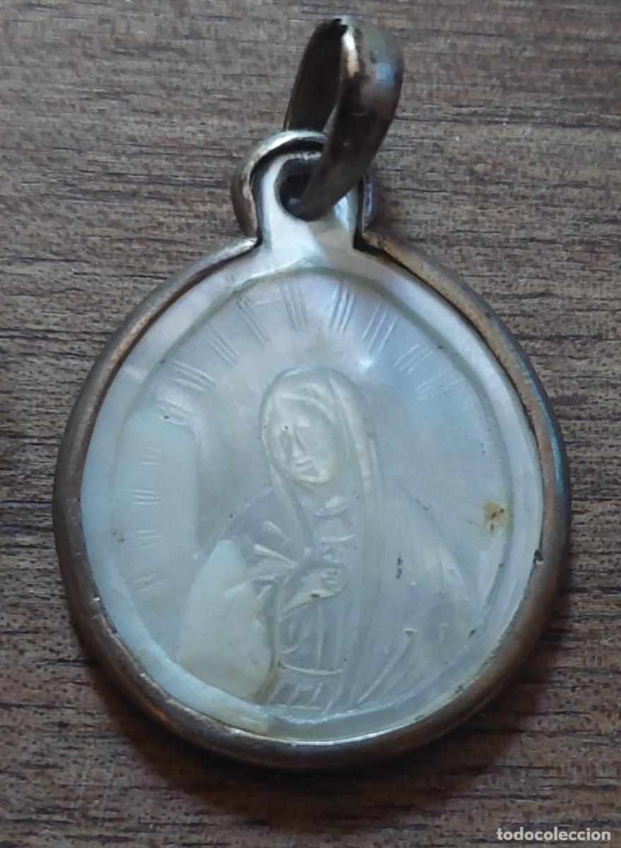 Antig&uuml;edades: Preciosa y antigua Medalla en nacar de Virgen Inmaculada