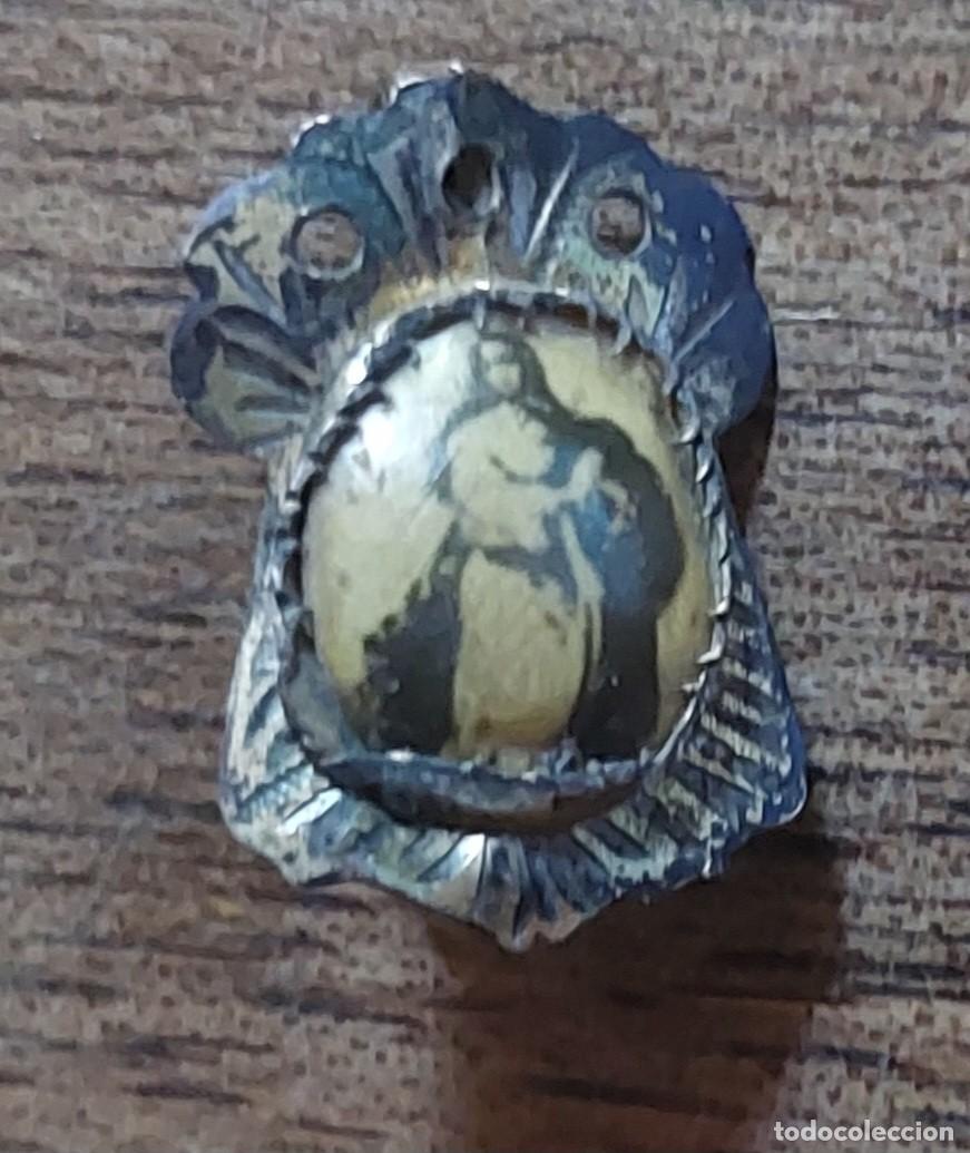 Antig&uuml;edades: Antiguo broche aguja en plata virgen Inmaculada