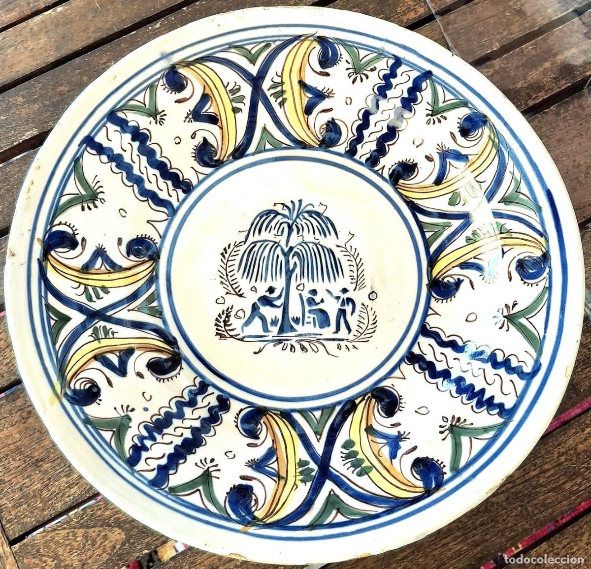 Antig&uuml;edades: Plato firmado Manises