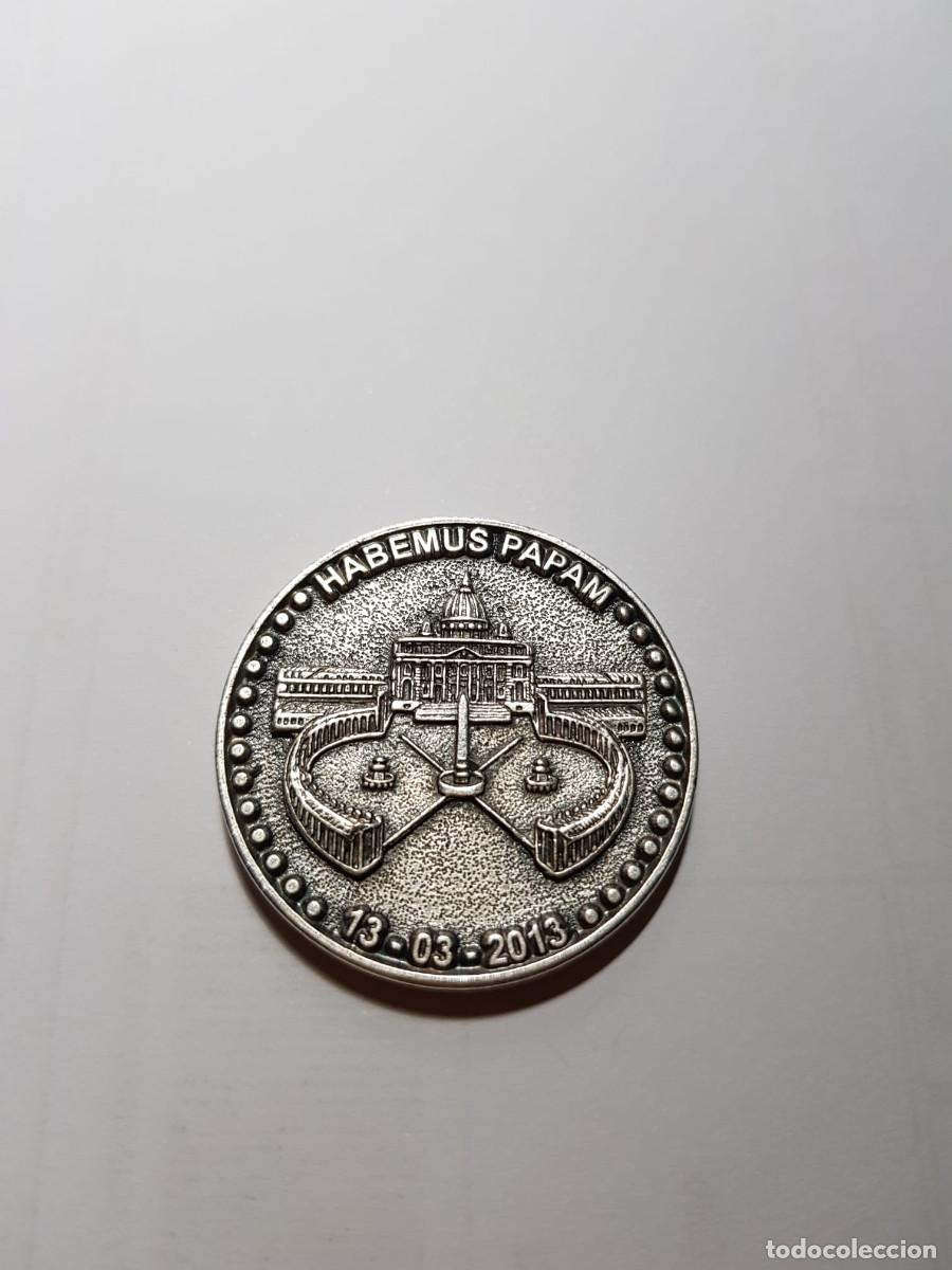 Antig&uuml;edades: MEDALLA DEL PAPA FRANCISCO-13-03-2013 - Foto 2