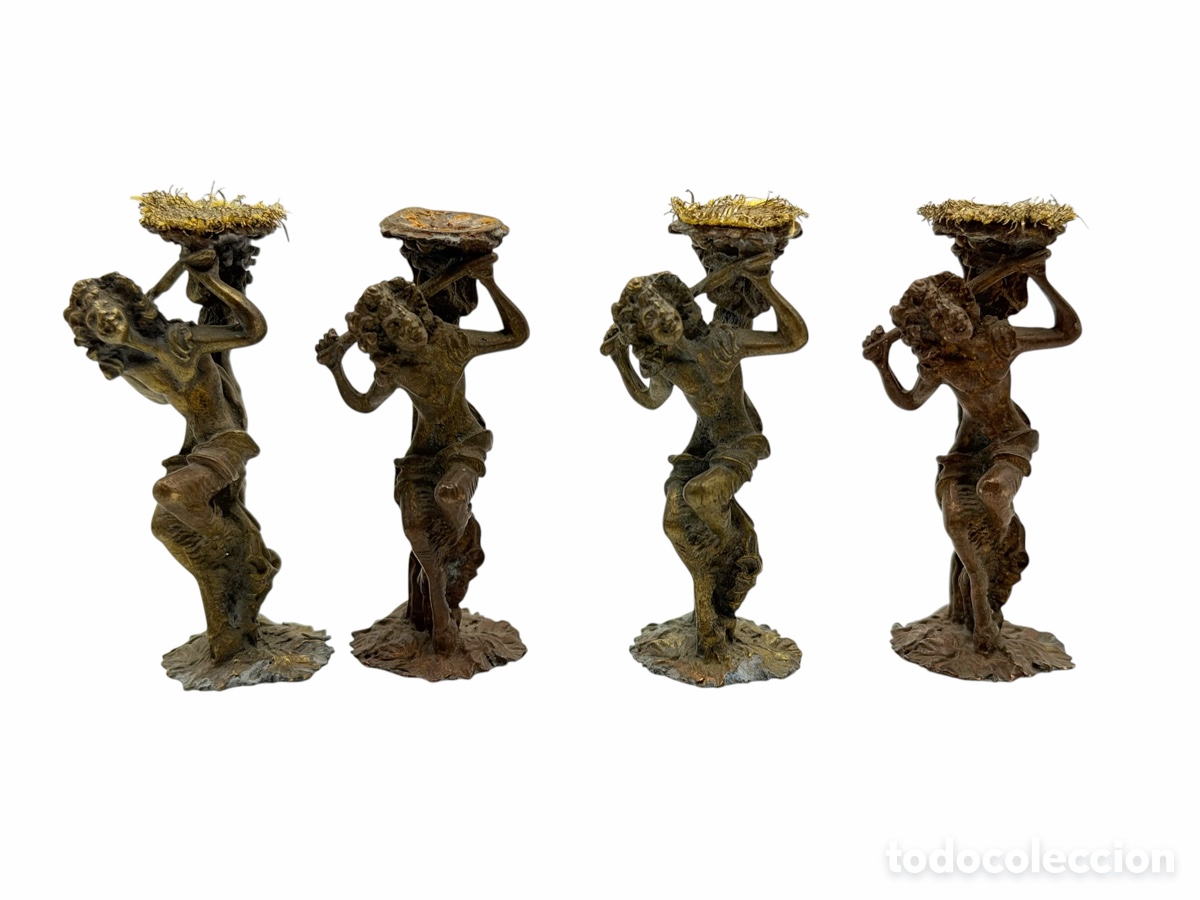 Antiquit&eacute;s: Cuatro Antiguas figuras de Metal