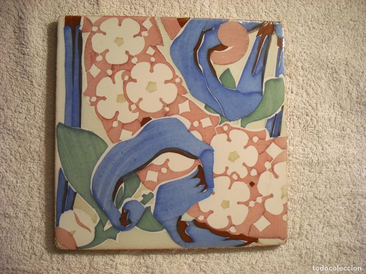 Antiguidades: ANTIGUO AZULEJO MODERNISTA CATALAN 20 X 20 CM