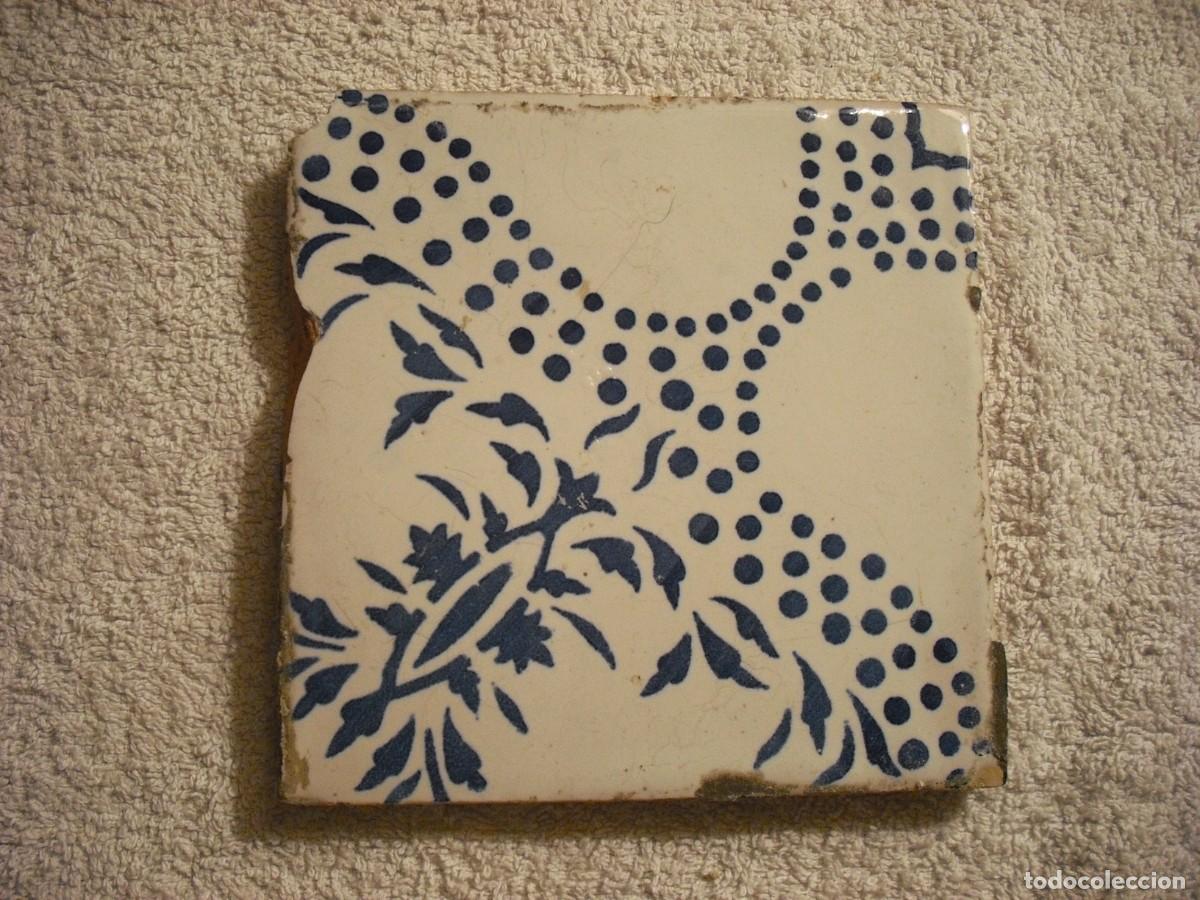 Antiguidades: ANTIGUO AZULEJO CATALAN 13 X 13 CM