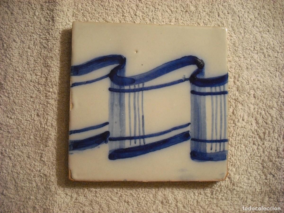 Antiguidades: ANTIGUO AZULEJO DEL SIGLO XIX . 13,5 X 13,5 CM