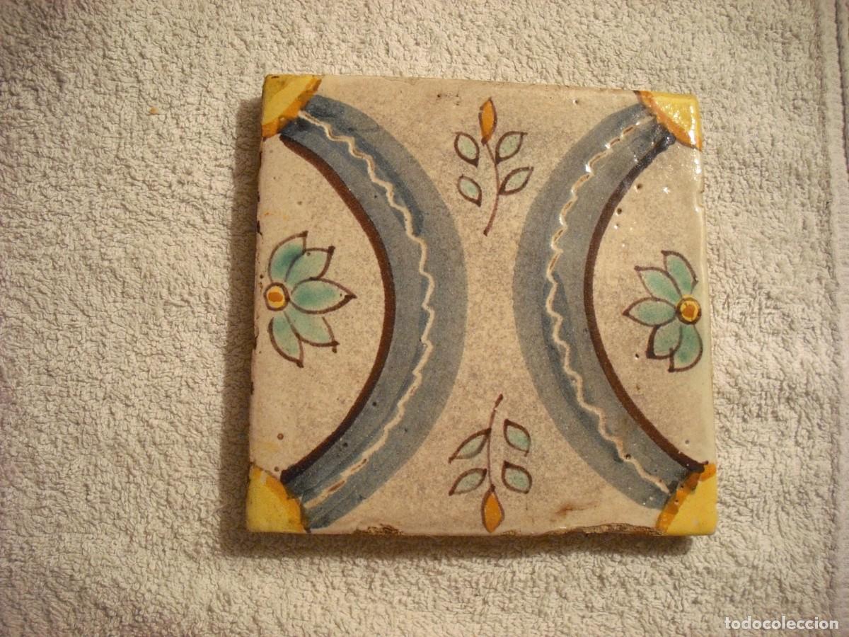 Antiguidades: ANTIGUO AZULEJO CATALAN 13 X 13 CM