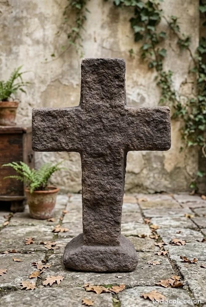 Antig&uuml;edades: Cruz antigua en granito portugu&eacute;s &bull; Arte popular luso