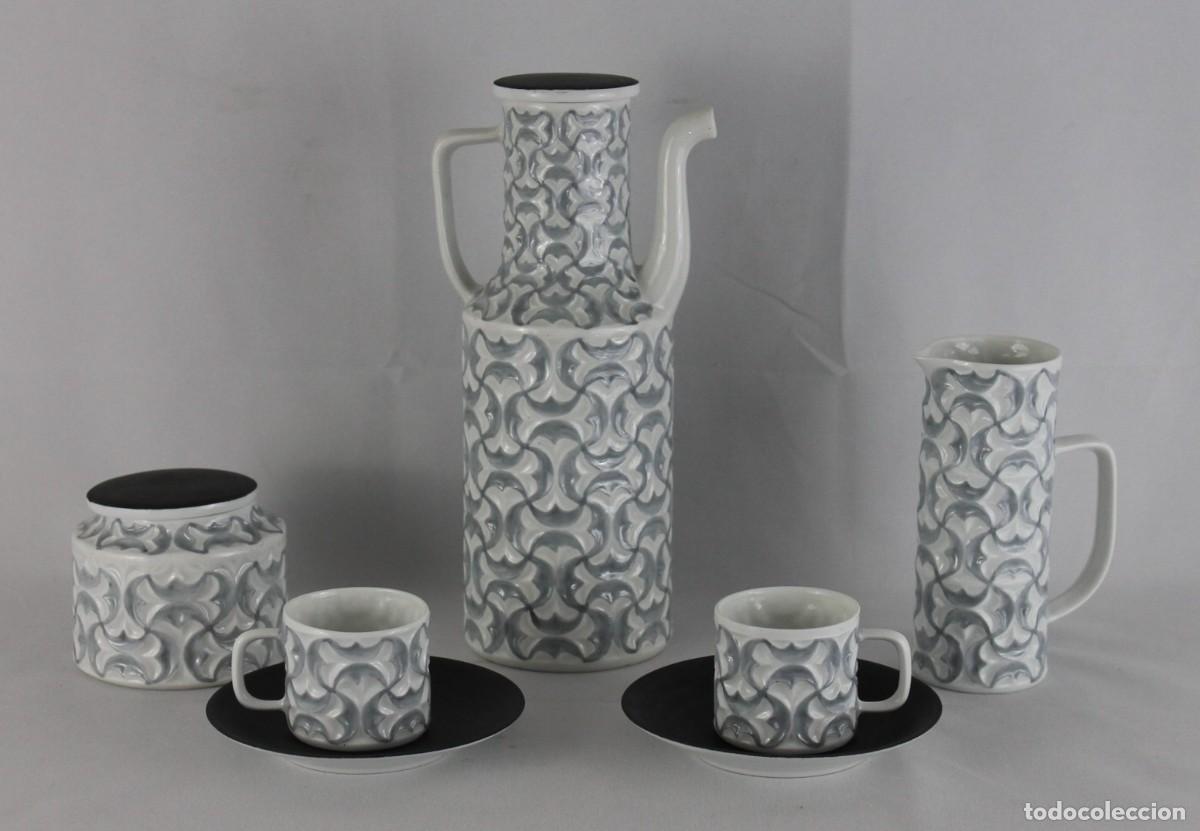 Antig&uuml;edades: Juego de caf&eacute; Castro. Porcelana gallega. 2 servicios. A&ntilde;os 70