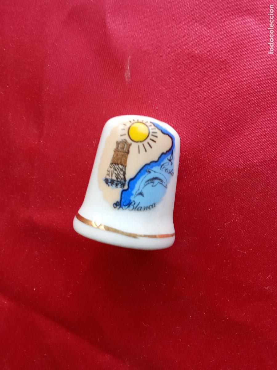Antig&uuml;edades: Dedal recuerdo costa blanca, porcelana (recuerdo costa blanca). Caja dedales