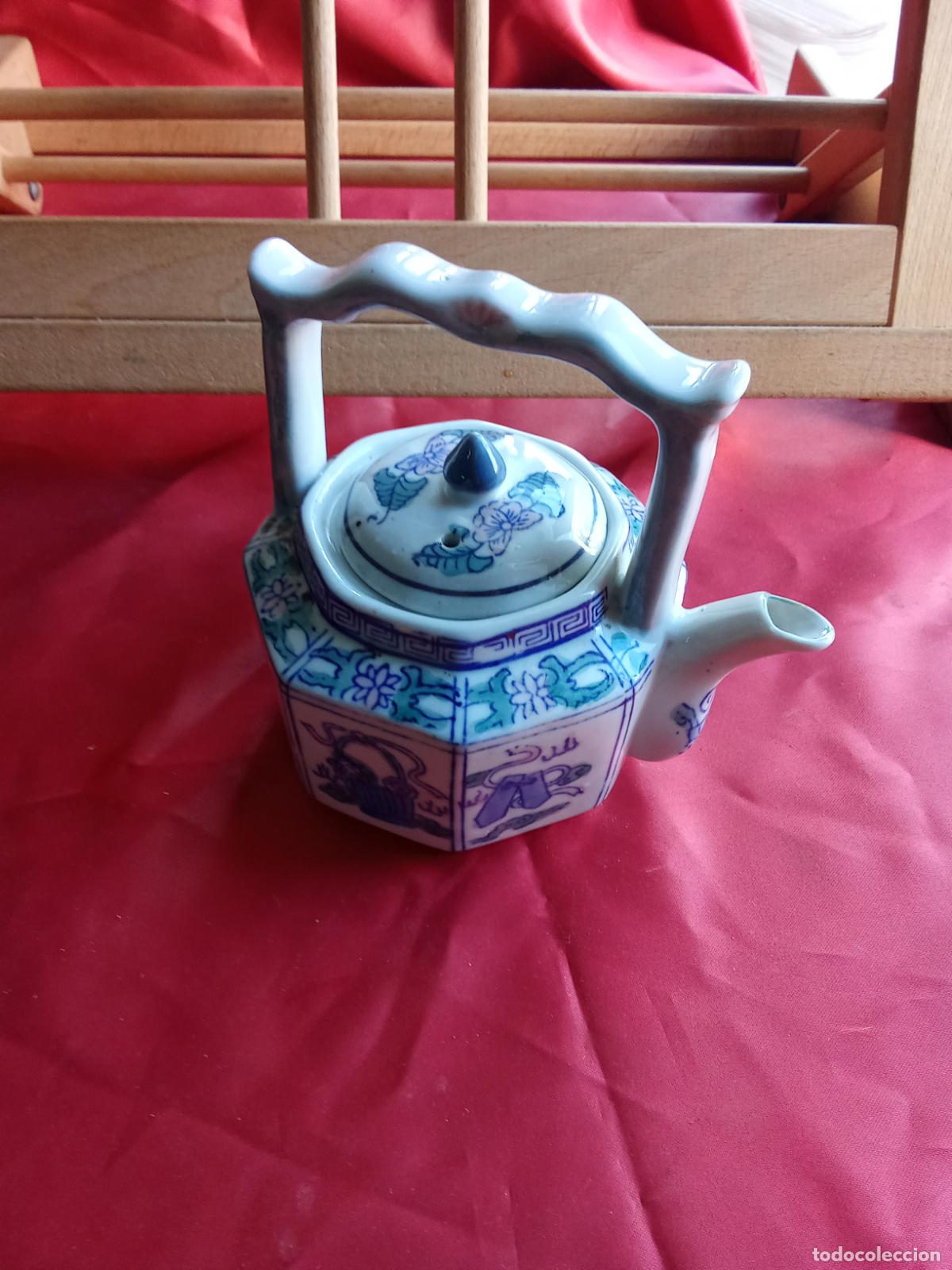Antig&uuml;edades: Tetera de porcelana made in china V.6