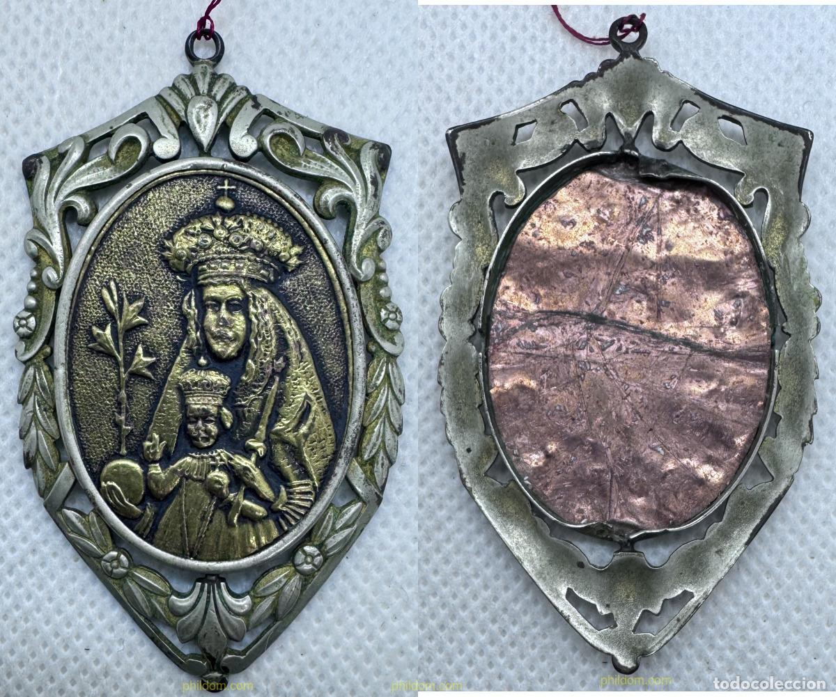 Antig&uuml;edades: MEDALLA MONTSERRAT POSTMODERNISTA LATON RR