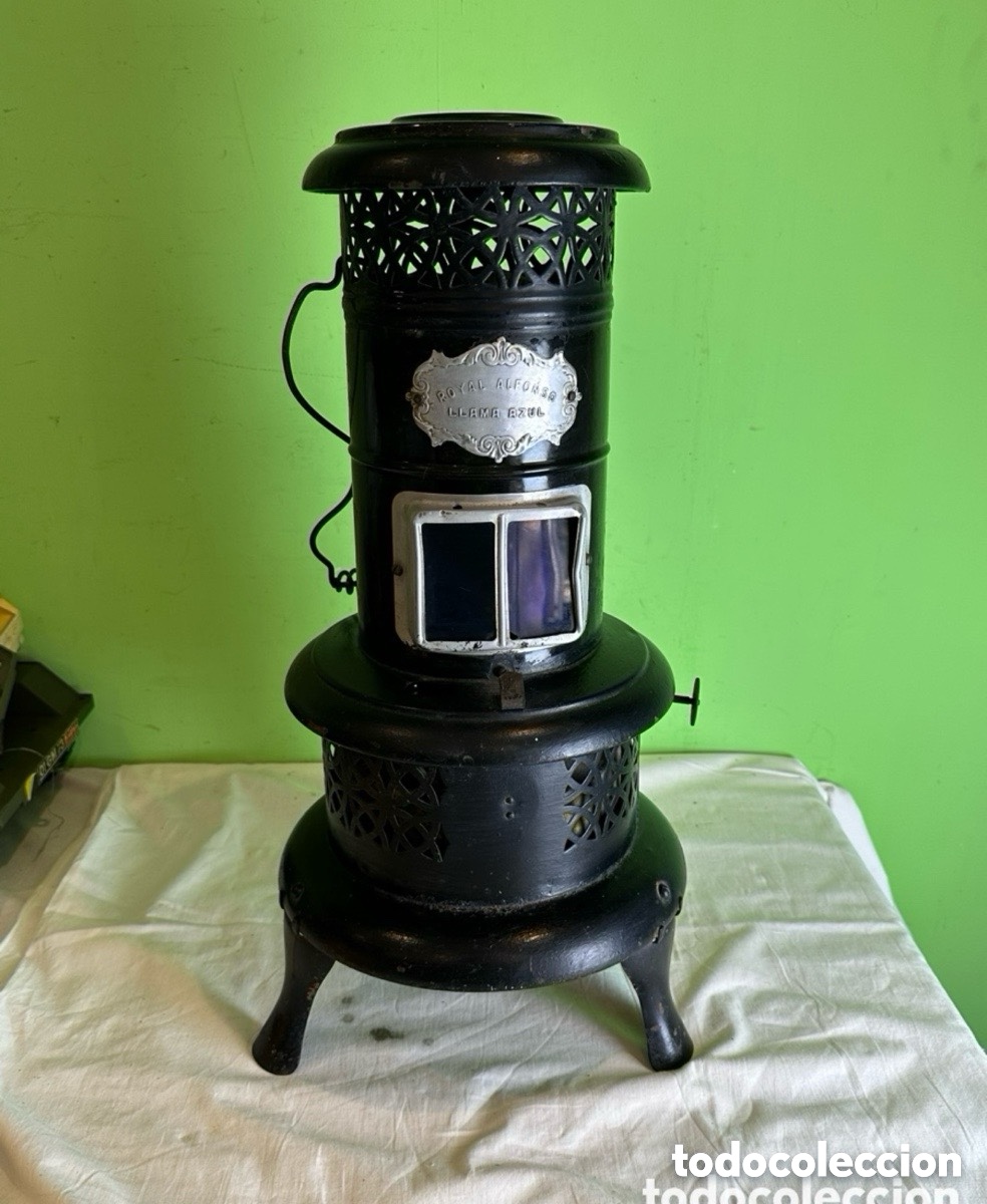 Antiquit&auml;ten: Estufa antigua de queroseno Practic Patentado metal esmaltado negro dise&ntilde;o cl&aacute;sico