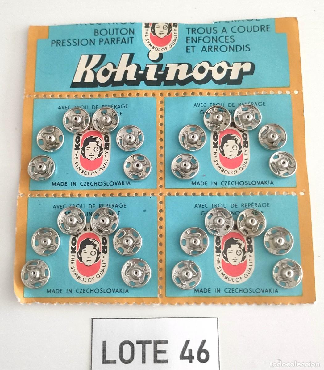 Antig&uuml;edades: Antiguo bl&iacute;ster Broches a presi&oacute;n (corchetes) plata Waldes Koh-i-noor (lote 46)