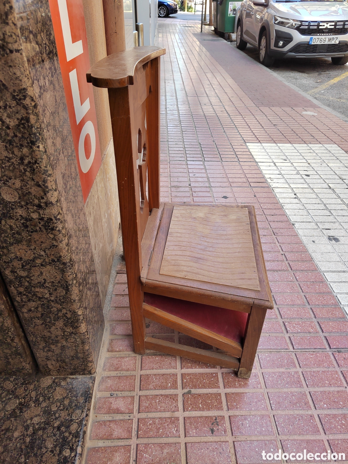 Antig&uuml;edades: Silla reclinatorio de iglesia - Foto 5