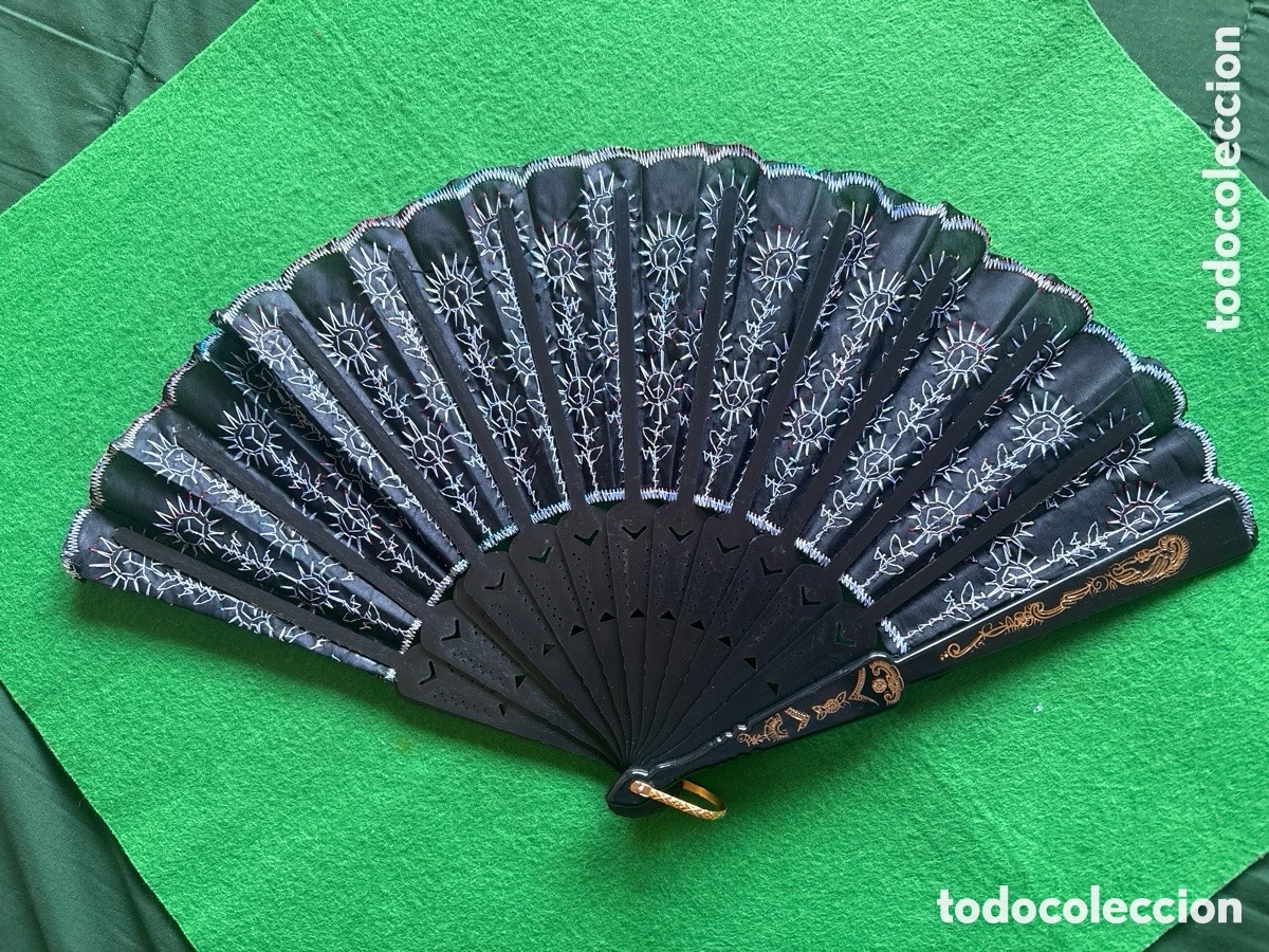 Antig&uuml;edades: Antiguo abanico a catalogar (A22) - Foto 2