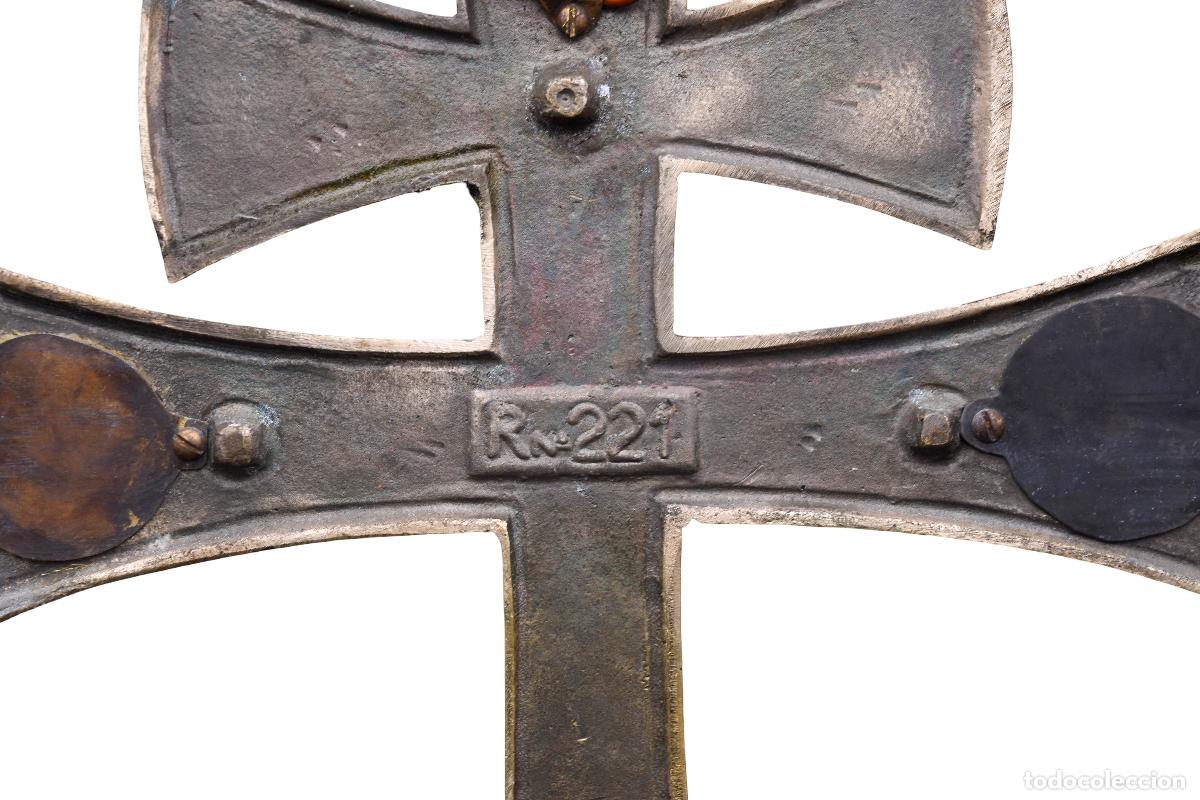 Antig&uuml;edades: Cruz patriarcal en bronce con incrustaciones - Foto 8