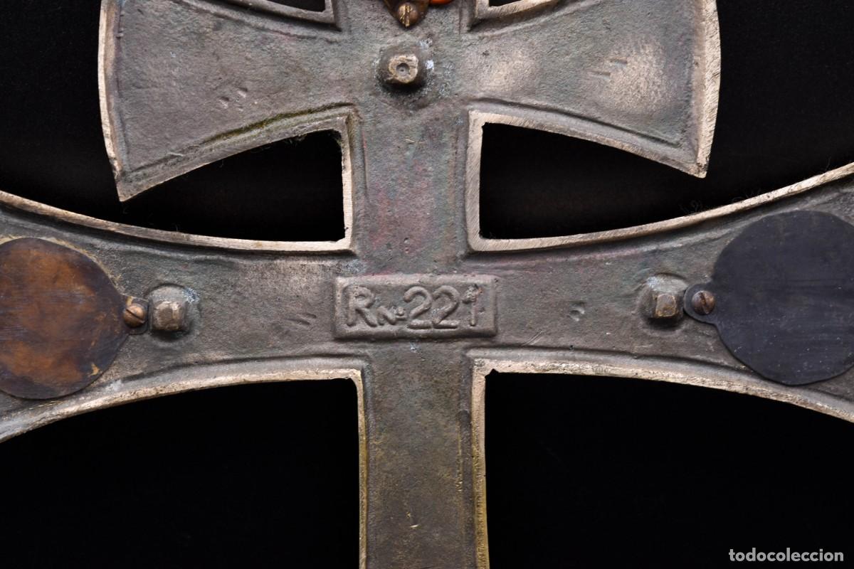 Antig&uuml;edades: Cruz patriarcal en bronce con incrustaciones - Foto 15