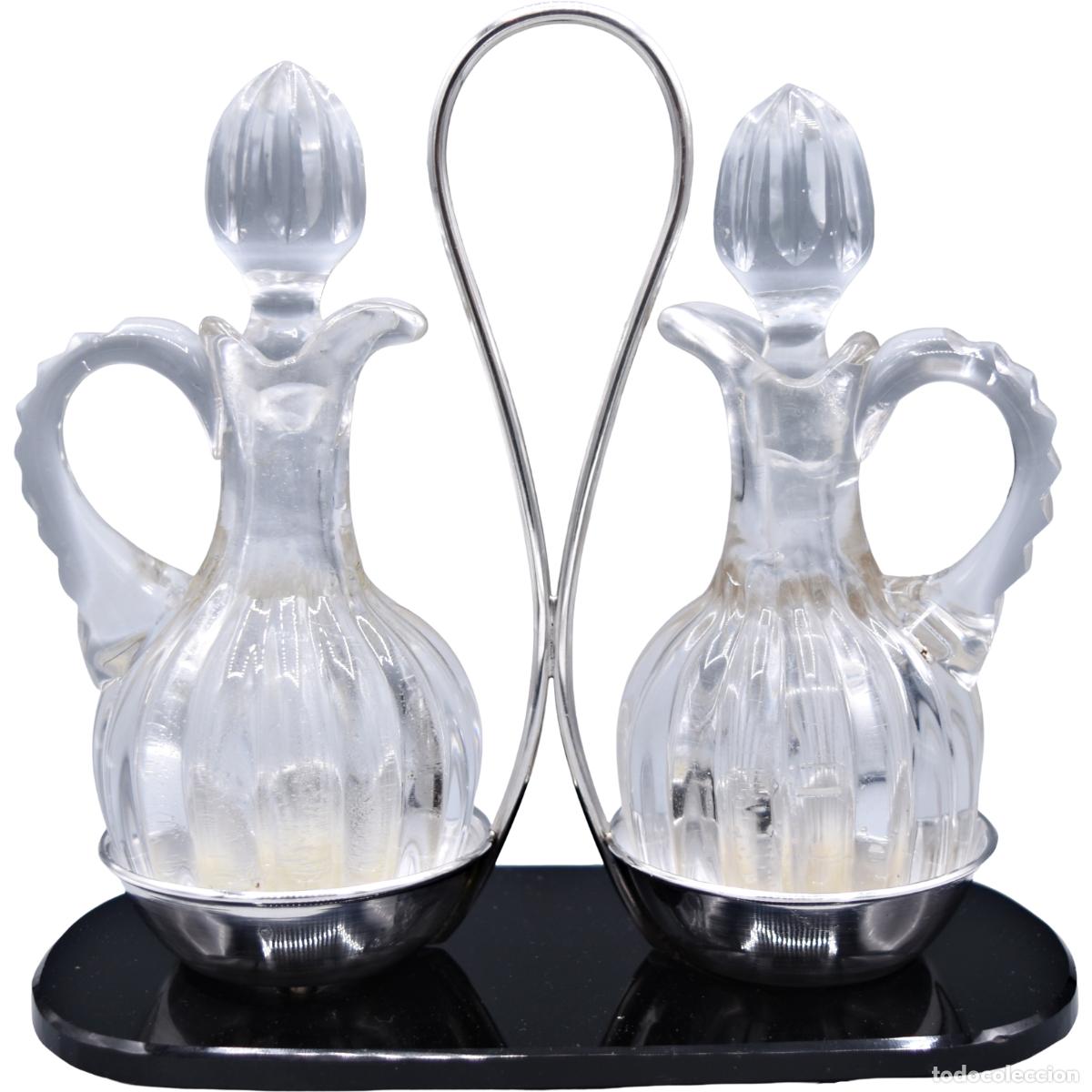 Antig&uuml;edades: Aceitera / vinagrera con soporte de plata