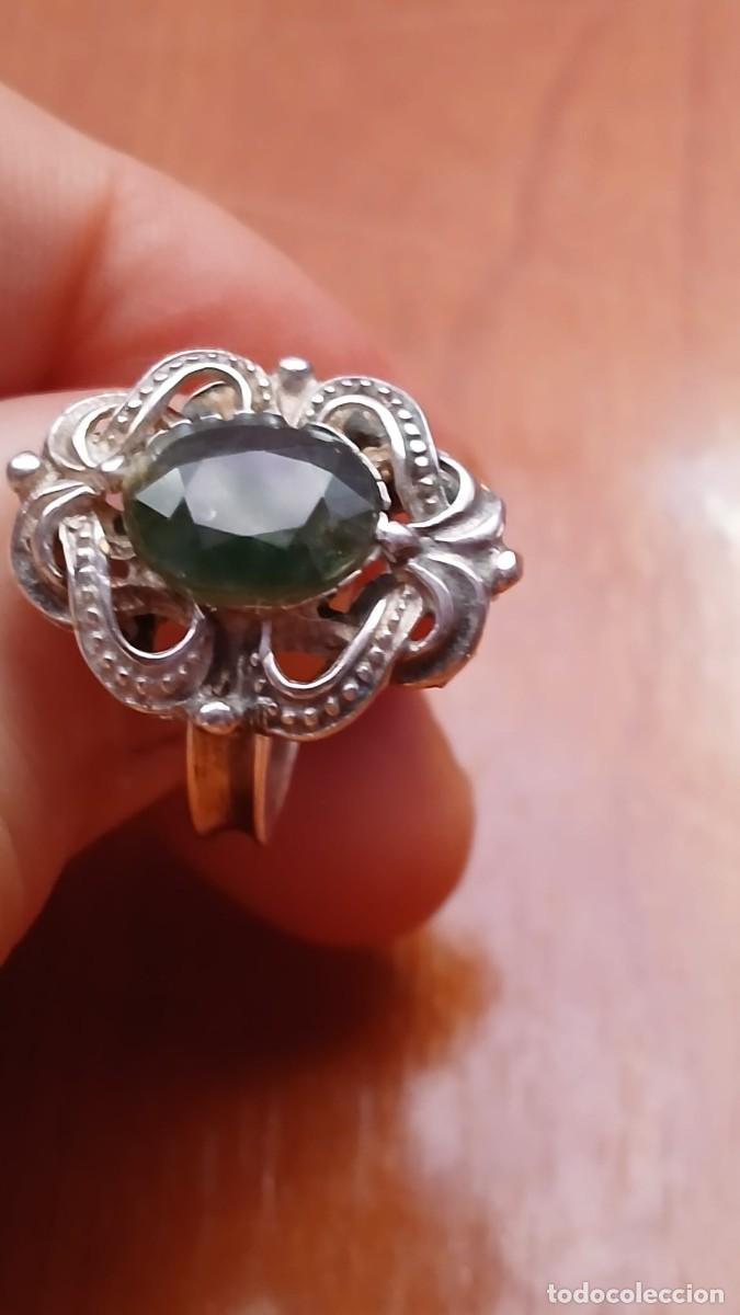 Antig&uuml;edades: anillo de plata de ley con safiro verde claridad SI-I