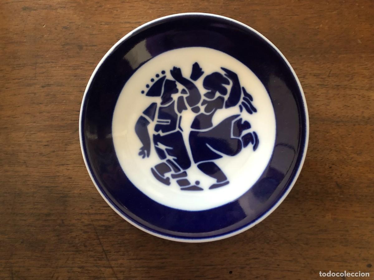Antig&uuml;edades: PLATO PORCELANA DE SARGADELOS, PLANTA DO CASTRO. DIAMETRO 11,5 CM.