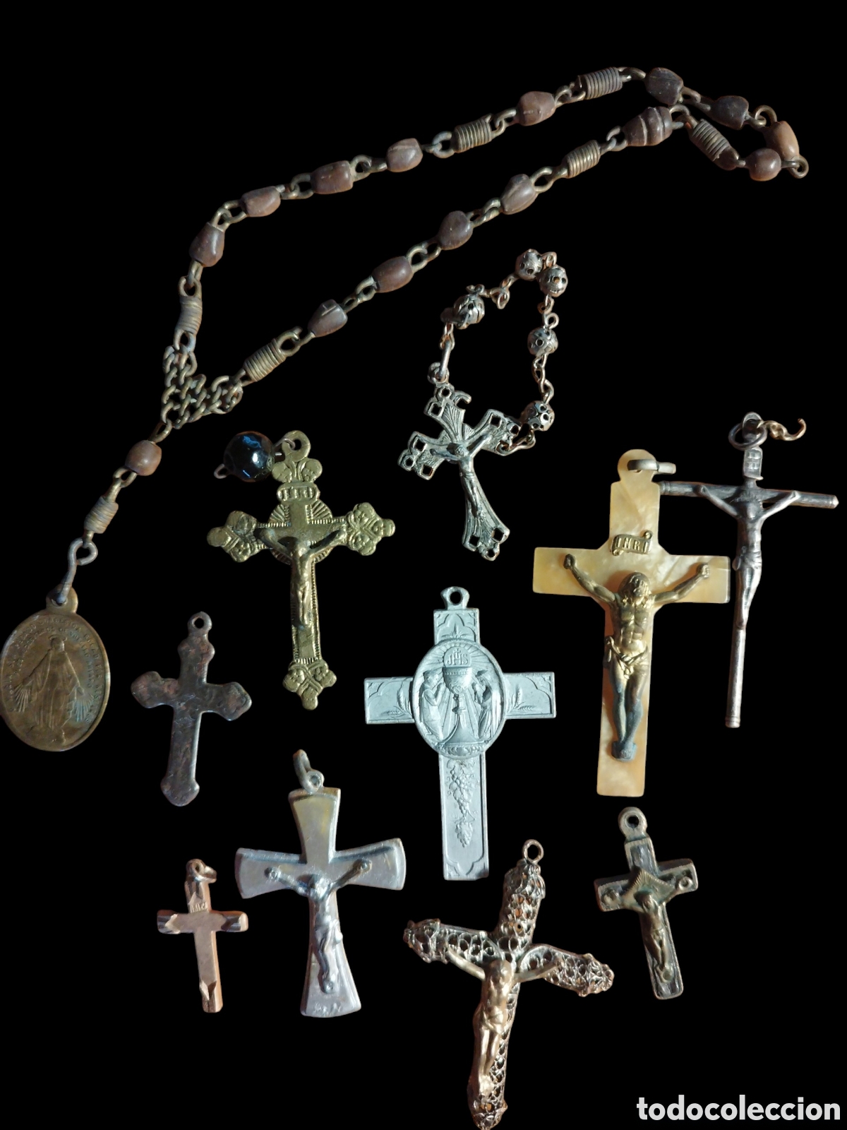 Antiguidades: VARIEDAD DE CRUCIFIJOS