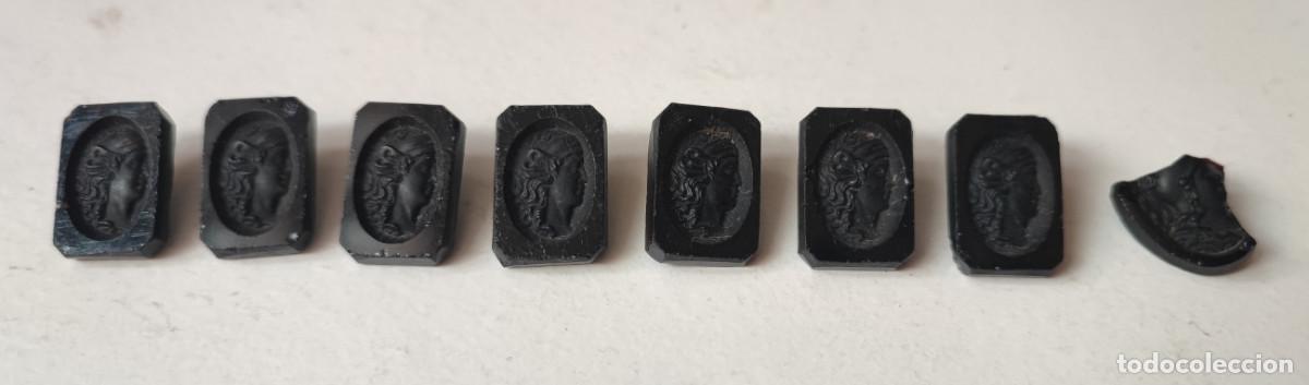 Antiquit&auml;ten: JUEGO DE 7 BOTONES DE LUTO VICTORIANOS DE AZABACHE, RECTANGULARES, CABEZA MUJER DE CAMAFEO SIGLO XIX