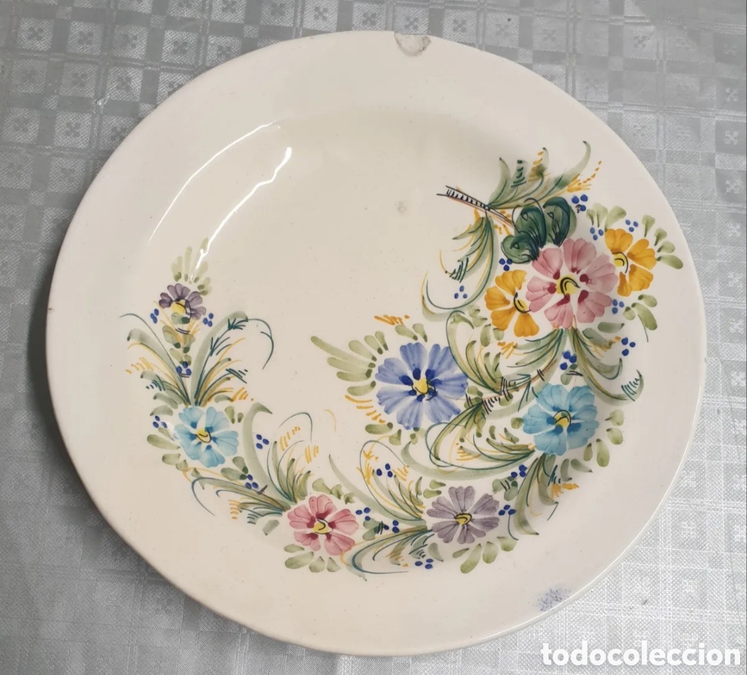 Antig&uuml;edades: Plato Cer&aacute;mica de Lorca firmado J. Paya de 31 cm de di&aacute;metro