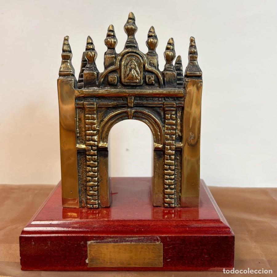 Antig&uuml;edades: Miniatura Arco de la Macarena
