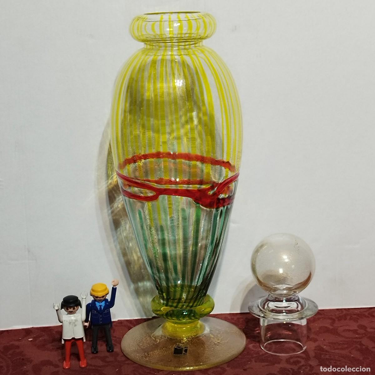 Antig&uuml;edades: BOTELLA DE CRISTAL DE MURANO - ITALIA - DISE&Ntilde;O COLORIDO DE CARLO MORETTI - 42 CM ALTO -