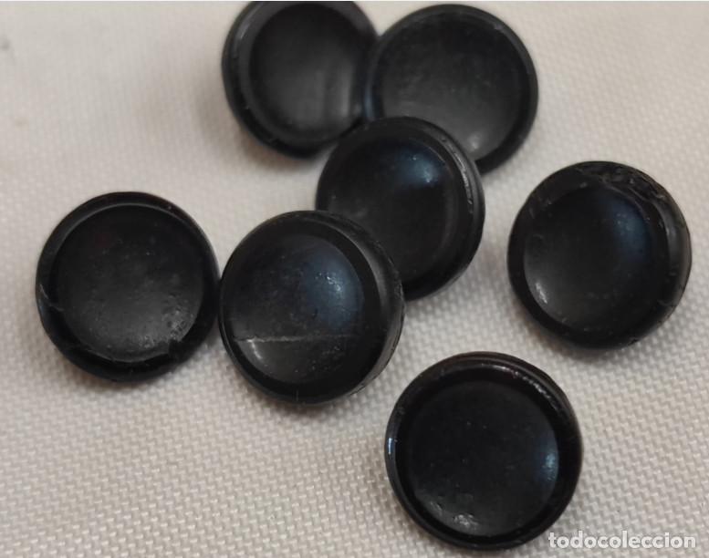 Oggetti Antichi: LOTE DE 7 ANTIGUOS BOTONES DE AZABACHE, SIGLO XIX