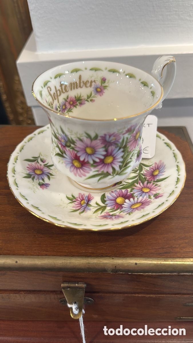 Antig&uuml;edades: TAZA ROYAL ALBERT SEPTIEMBRE