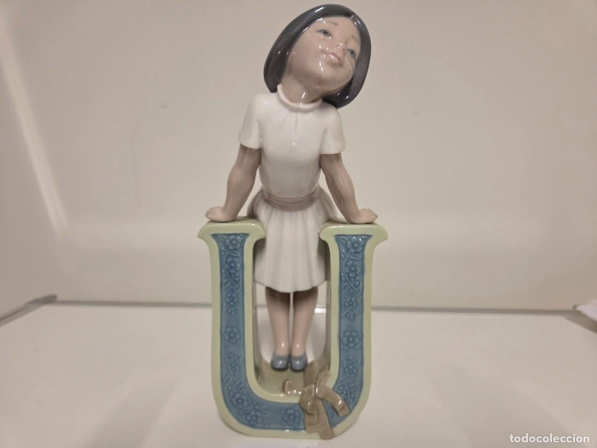 Antiquit&auml;ten: Figura ni&ntilde;a porcelana de LLadr&oacute;. Letra U