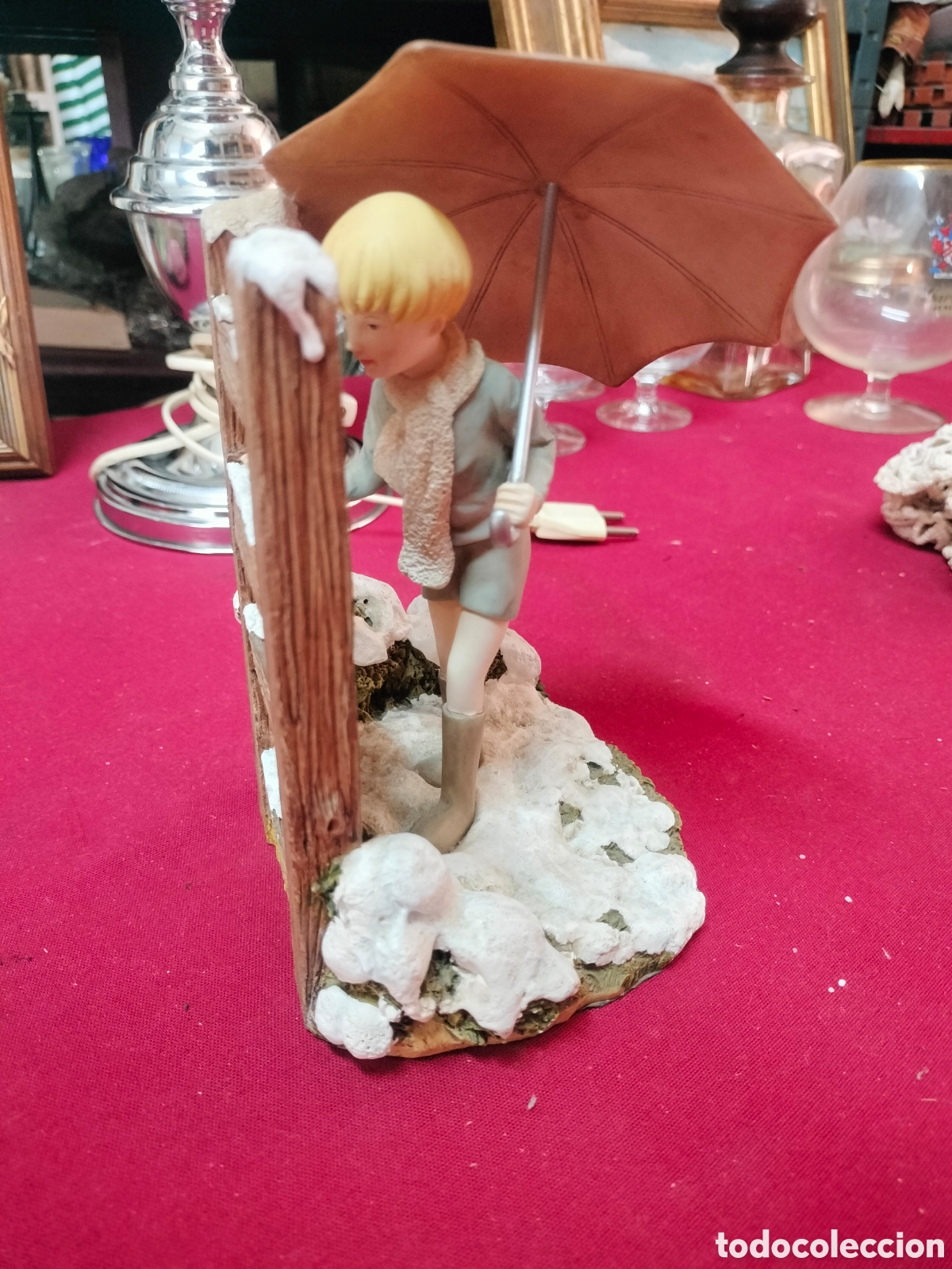 Antig&uuml;edades: Christopher Robin, perteneciente a una colecci&oacute;n cl&aacute;sica de Winnie the Pooh