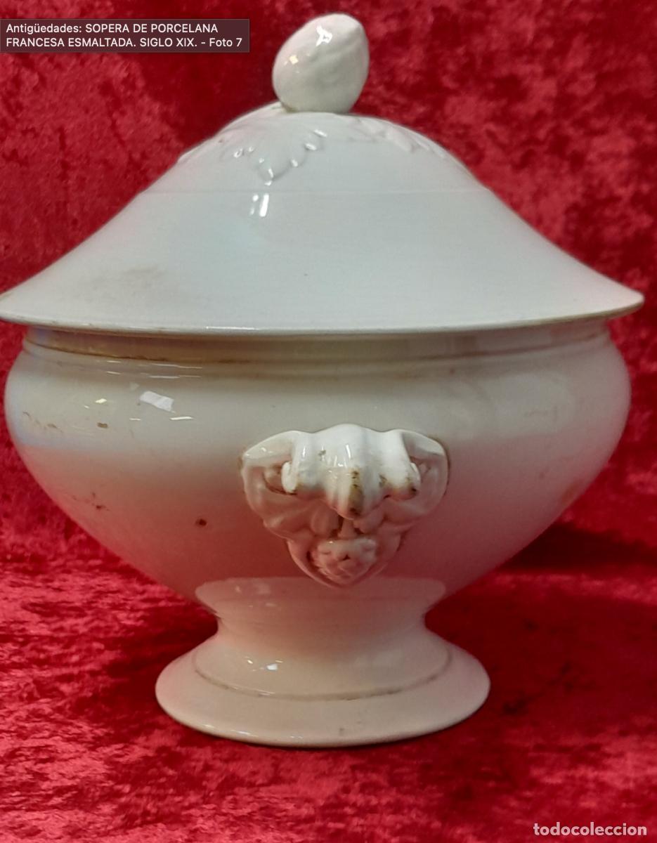 Antiquit&auml;ten: SOPERA DE PORCELANA FRANCESA ESMALTADA. SIGLO XIX.