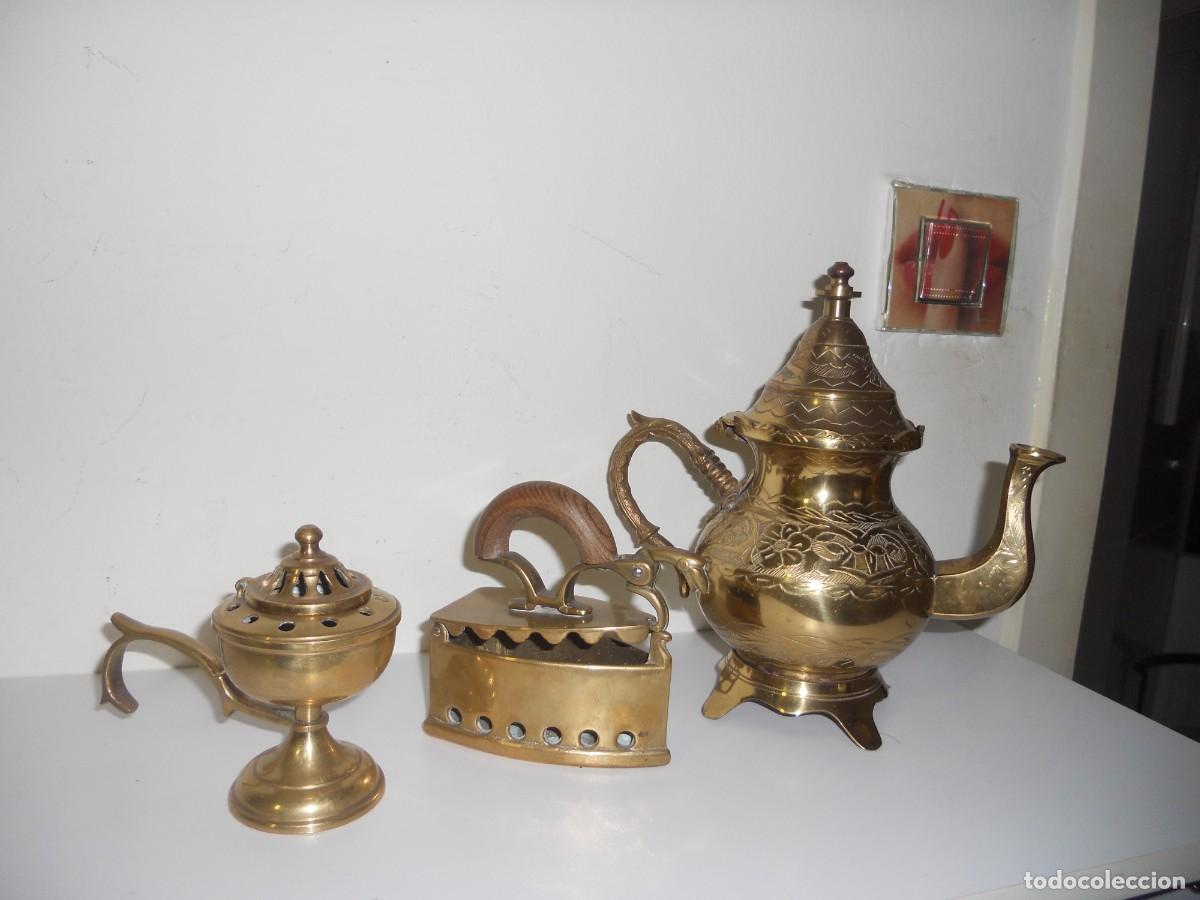 Antiguidades: ANTIGUO LOTE DE BORNCE ,TETERA ,SOHUMADOR ,Y PLANCHA ,