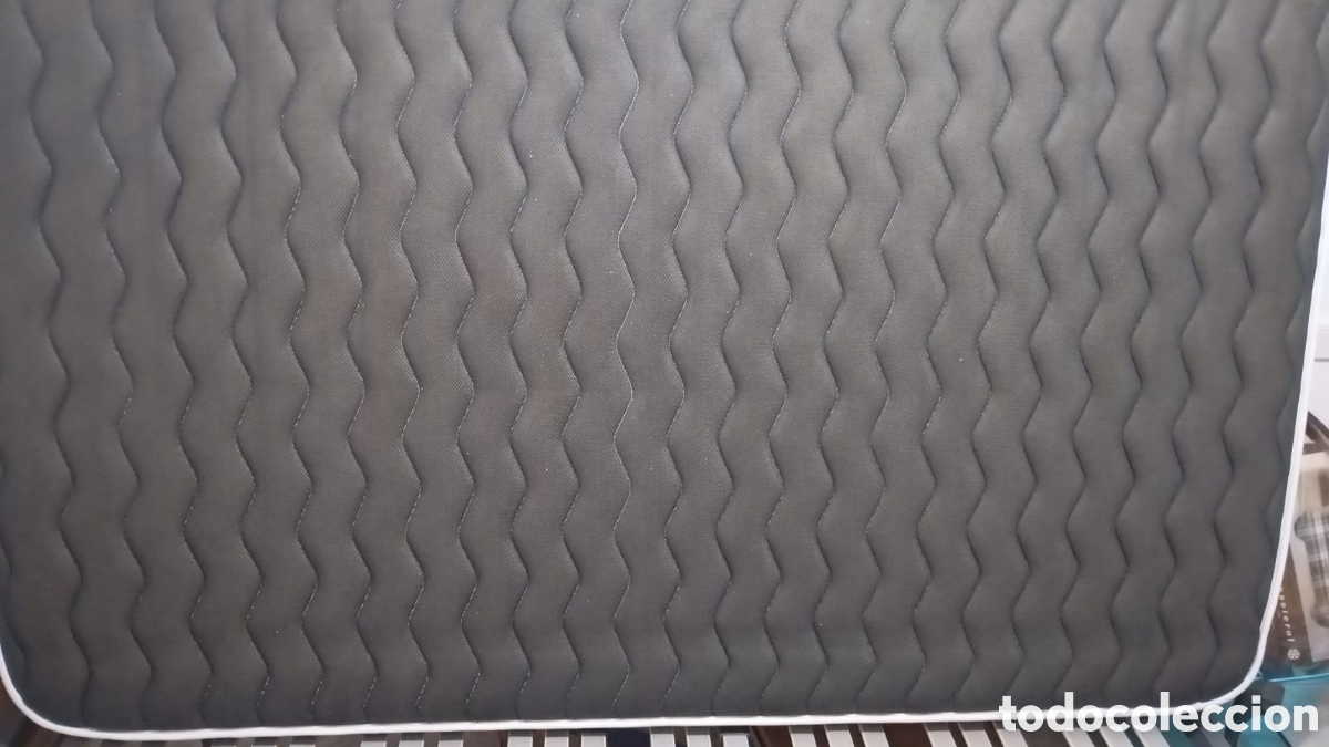 Antig&uuml;edades: Estructura de cama madera + colchon 150 x 190 - Foto 5