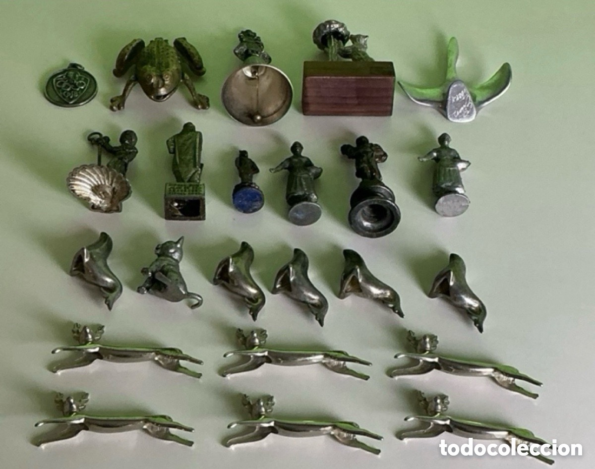 Antig&uuml;edades: Gran lote de miniaturas met&aacute;licas antiguas. Figuras y esculturas de colecci&oacute;n