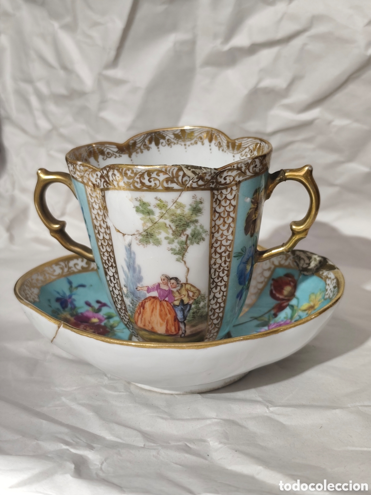 Antig&uuml;edades: Taza con plato, porcelana antigua. Posiblemente Meissen