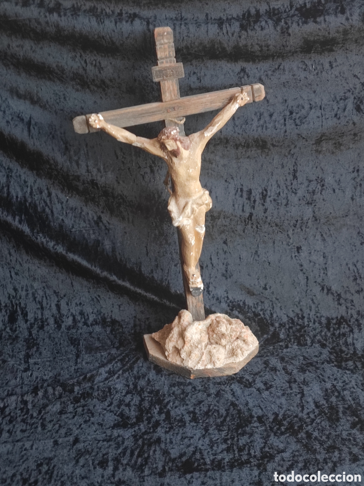 Oggetti Antichi: Antigua escultura religiosa - Cristo crucificado - de sobremesa