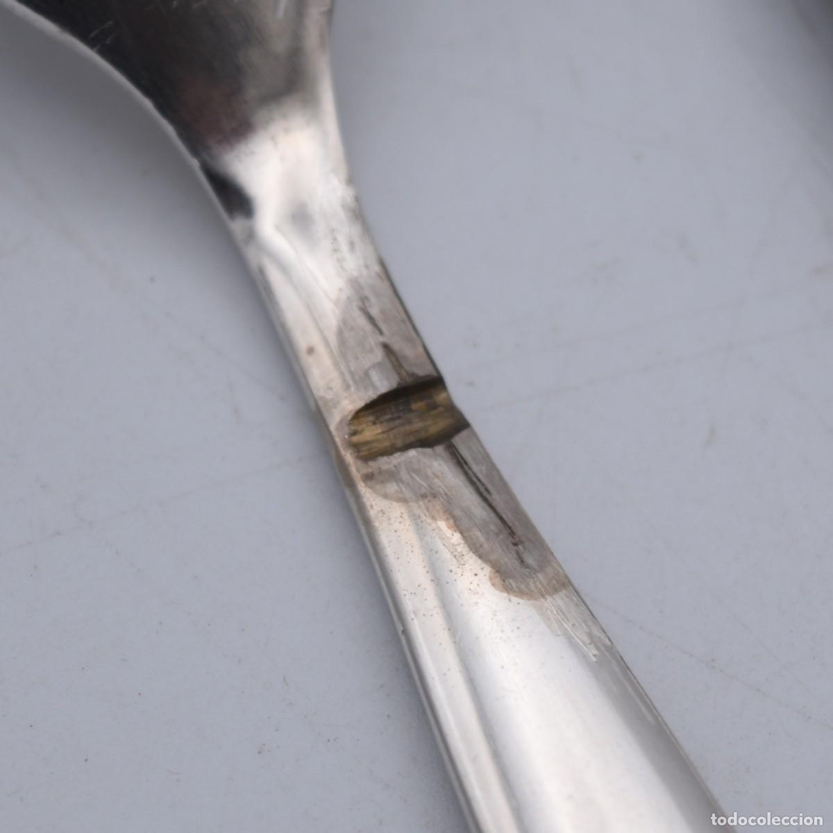 Antig&uuml;edades: Cubiertos de metal plateado con estuche - Foto 9