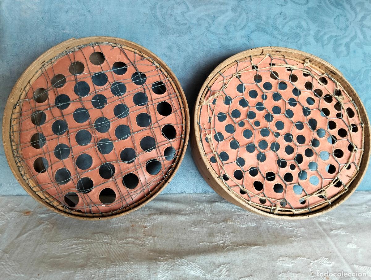 Antiques: 2 tamices antiguos cedazos cribas de madera y hierro rejilla grande granular cocina comida a&ntilde;os 50