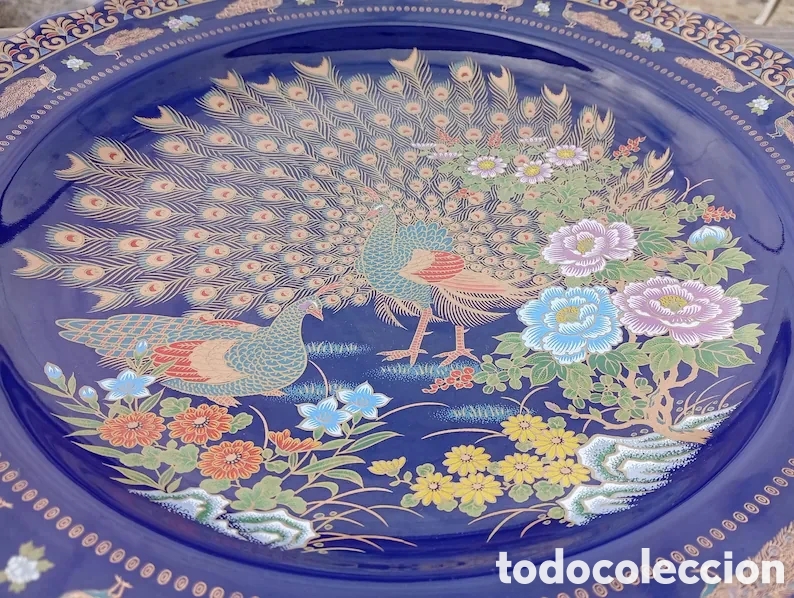 Antig&uuml;edades: Grande Prato Decorativo Pav&atilde;o Real - Azul Cobalto & Ouro - Impec&aacute;vel