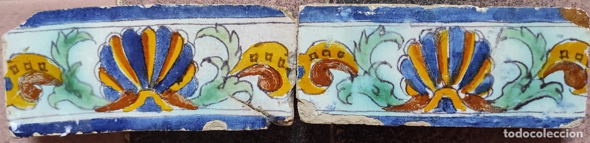 Antig&uuml;edades: Pareja de azulejos del siglo XVI. Triana.