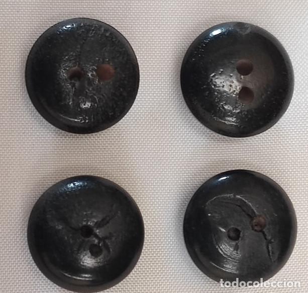 Oggetti Antichi: LOTE DE 4 BOTONES ANTIGUOS, 17 MM
