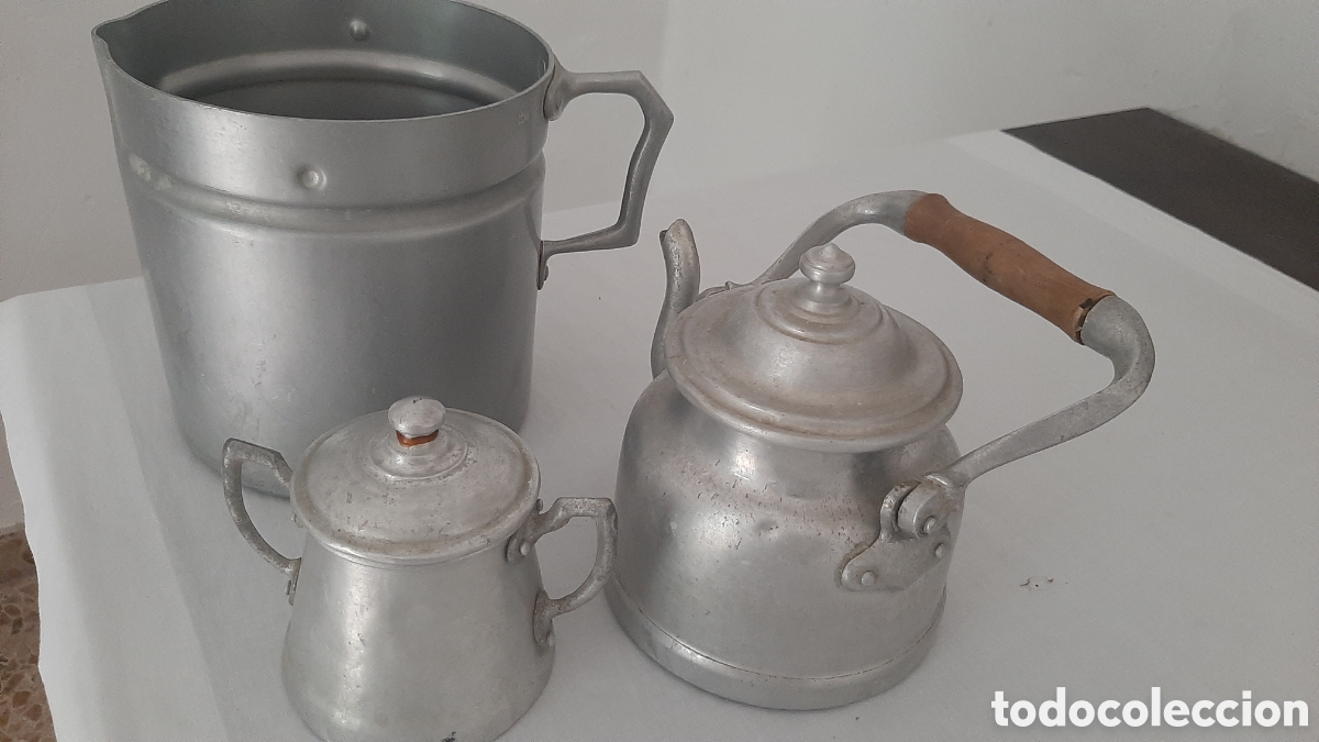 Antiques: Lote Hervidor, tetera y azucarero lat&oacute;n